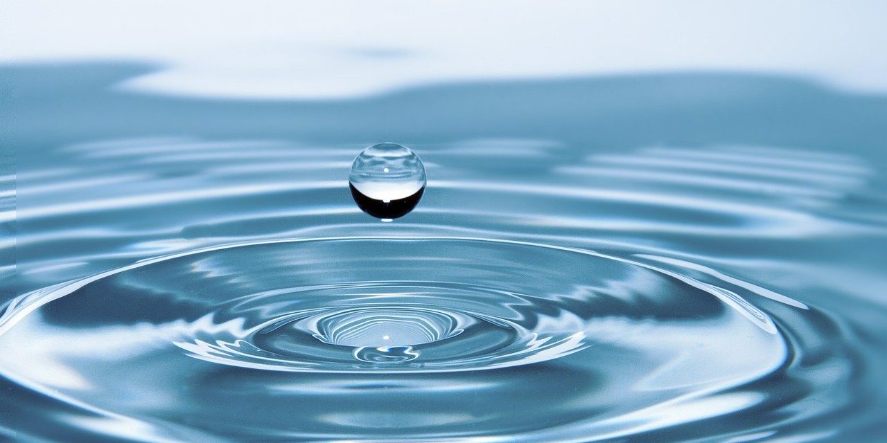 drops-of-water-578897_1280
