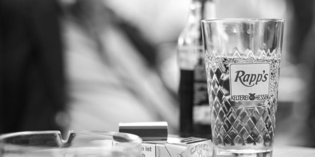 bar-2559479_1920-822×549