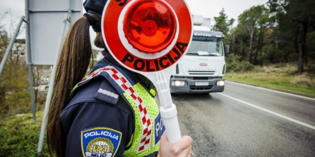 policija-1-778×445
