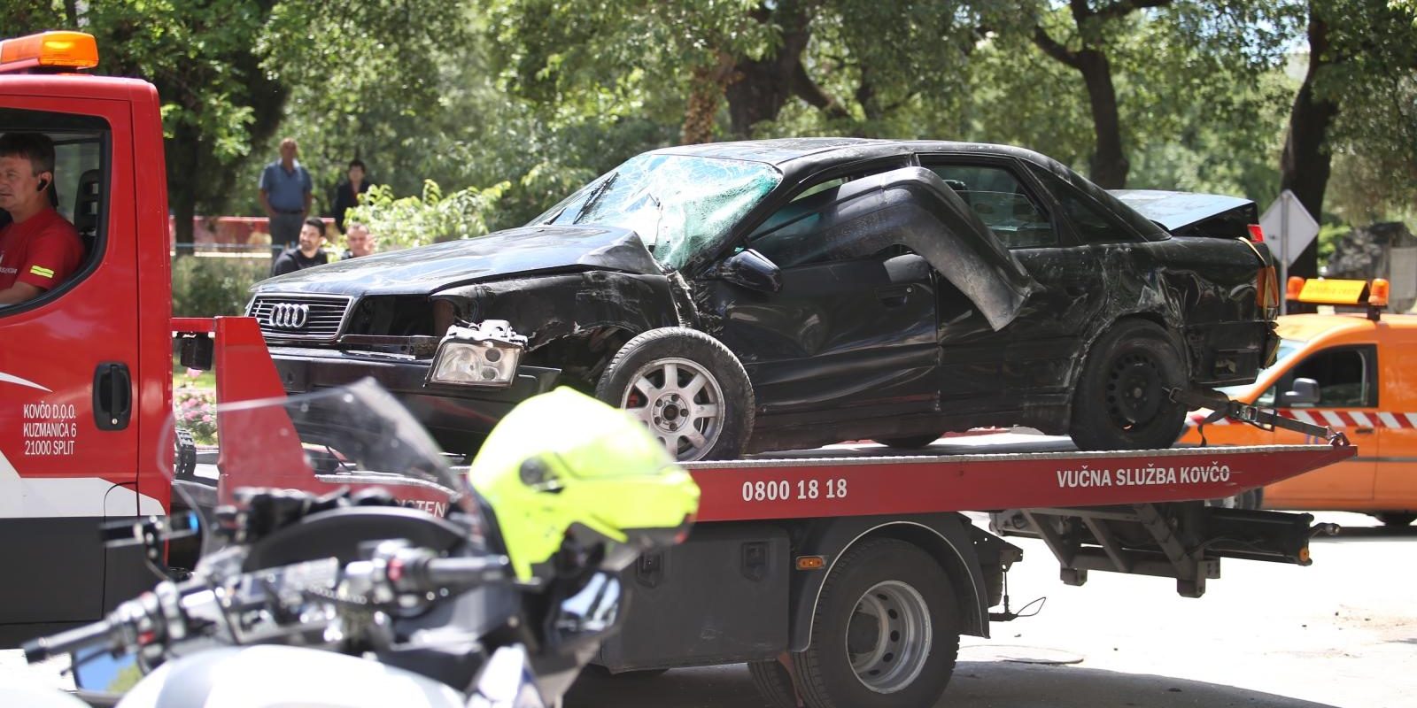 Split: U prometnoj nesreći automobil završio na boku