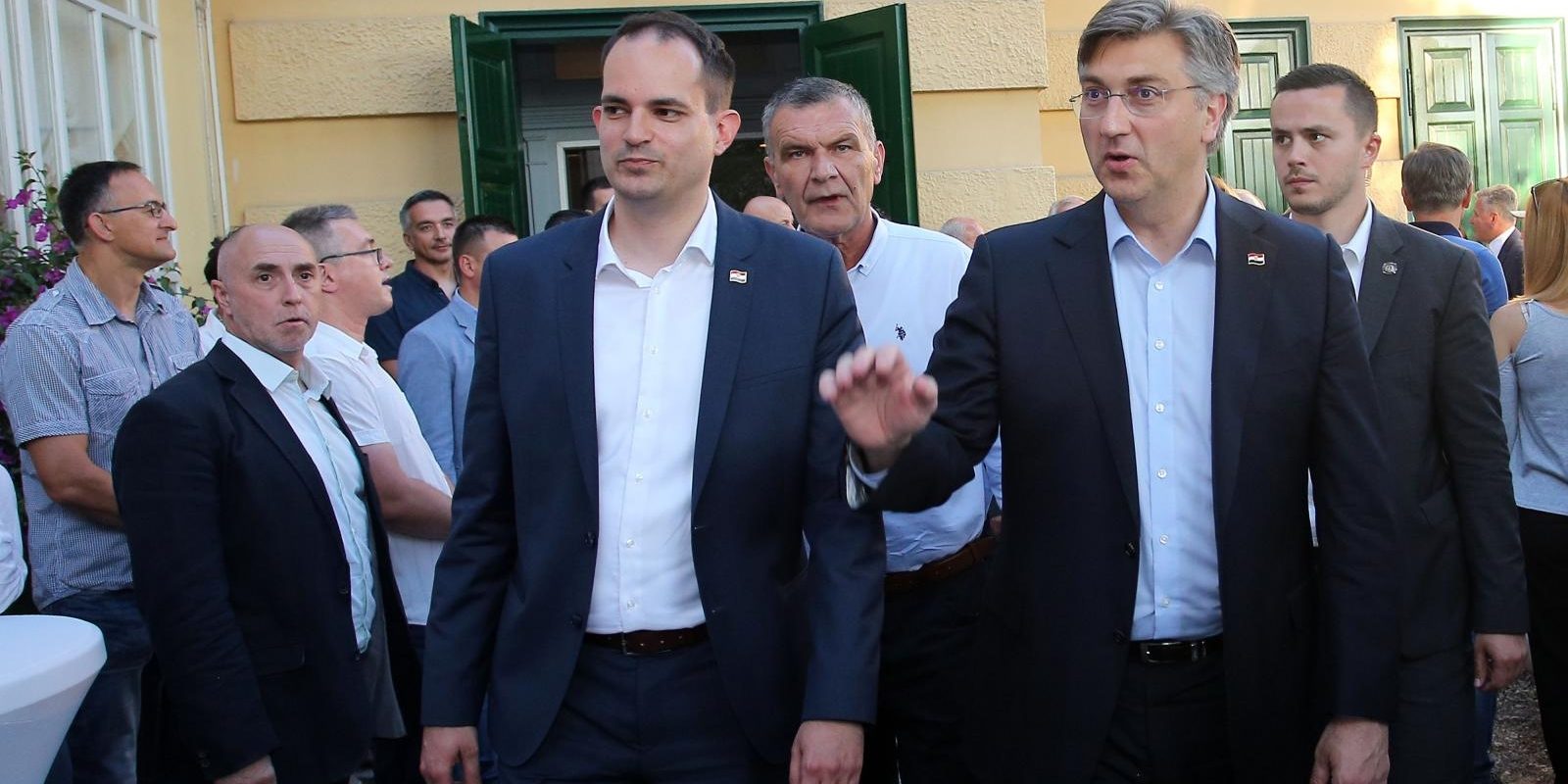 Andrej Plenković posjetio Šibenik i družio se sa gradonačelnikom i županom