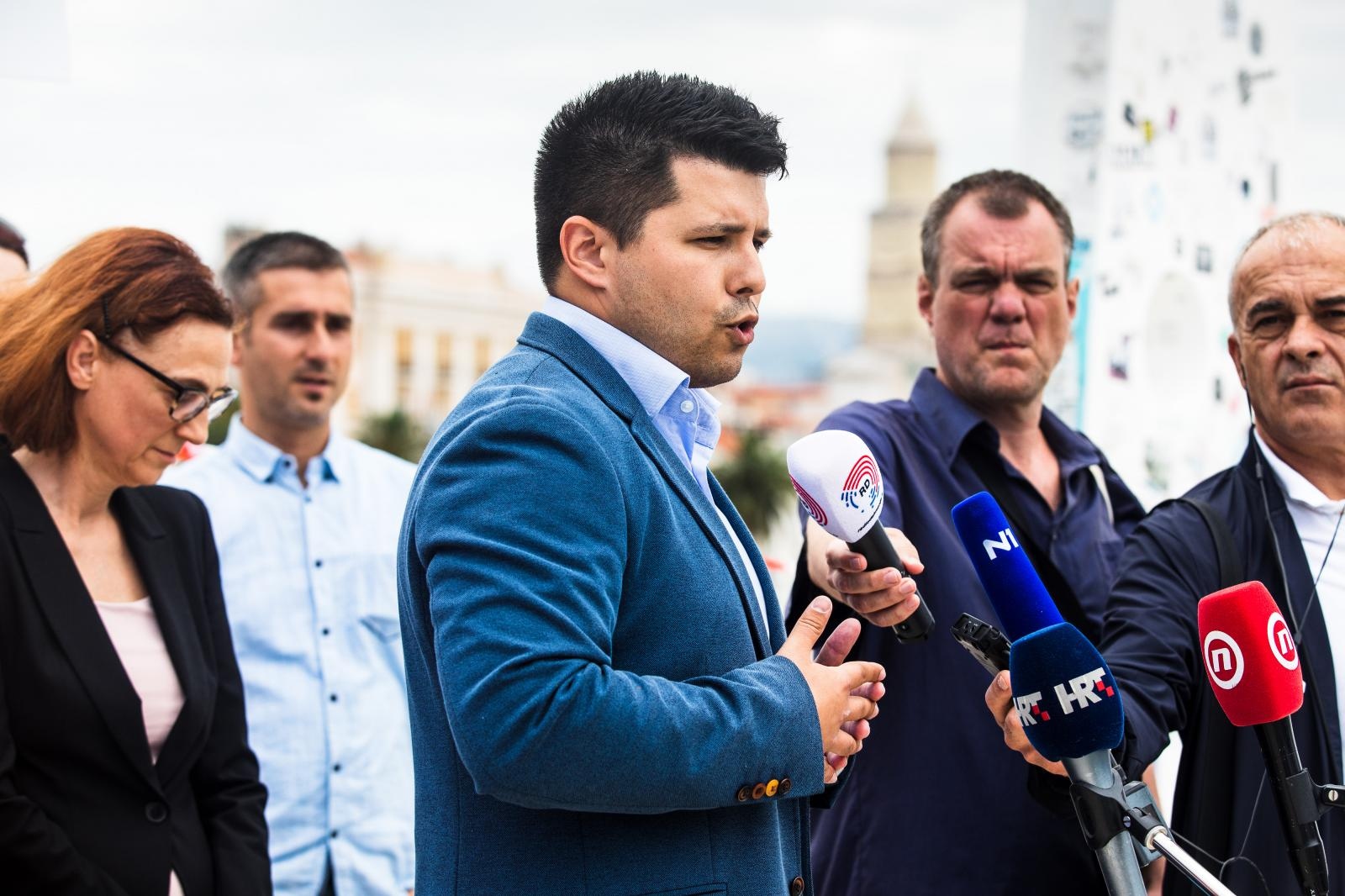 Konferencija za medije Stranke s imenom i prezimenom