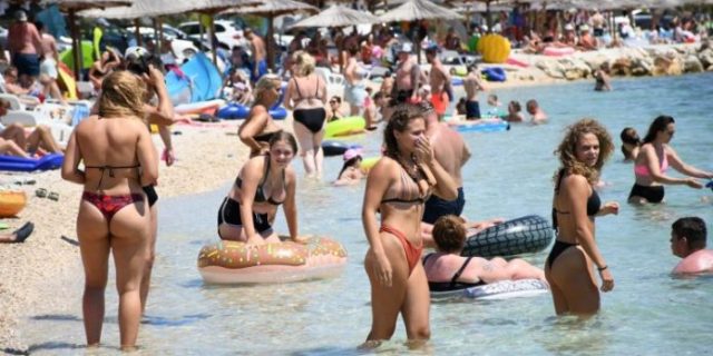 PXL_220720_29605150-768×512-1-696×464
