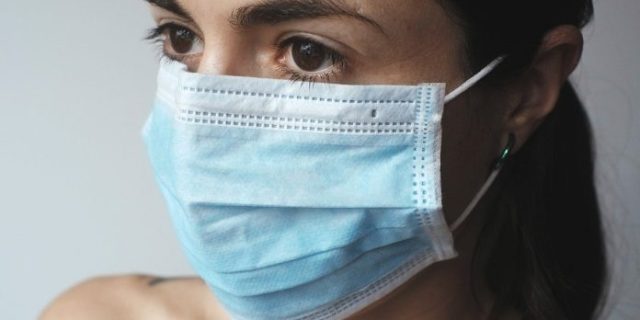 mask-4898571_1280-696×464