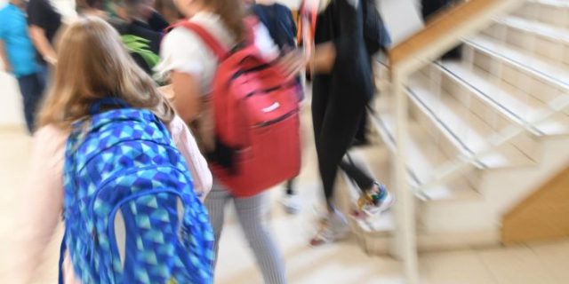 PXL_090919_25944074-696×470