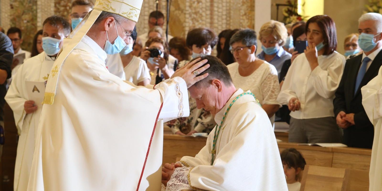 Solin: Mons. Ante Jozić zaređen za biskupa