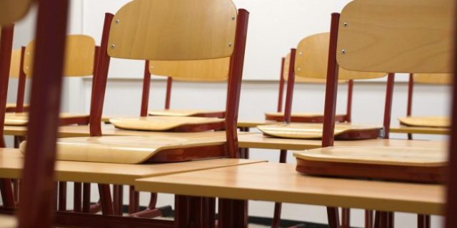 classroom-824120_1280-696×392