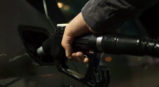 petrol-996617_1280-696×382