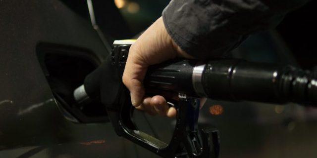 petrol-996617_1280-696×382