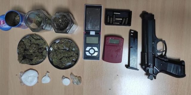 amfetamin marihuana i plinski pištolj (002)