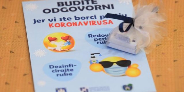 PXL_041120_30729979-696×470