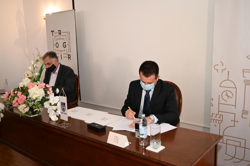 Trogir-APN-2