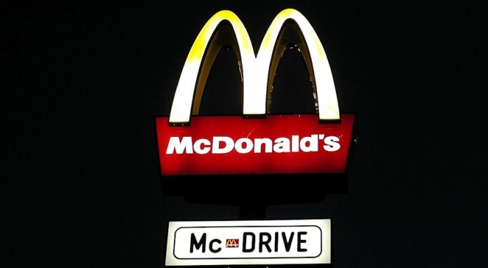 donalds-387237_1280-696×382