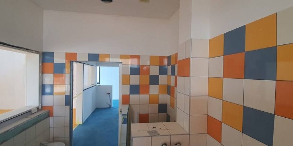 e8254cdf6a60c0aacb685c6fcaf4d937_XL