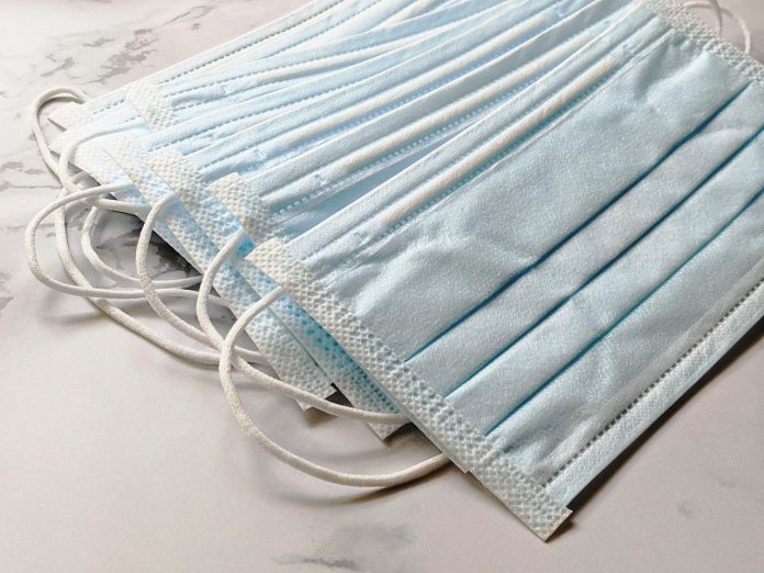 medical-mask-5085513_1280-696×522