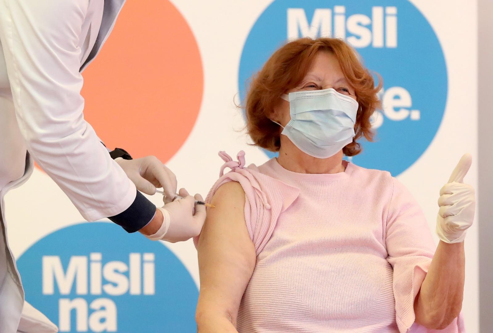 Cijepljena prva osoba u Hrvatskoj protiv COVID-19