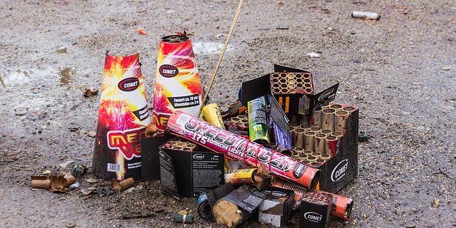 fireworks- petarda