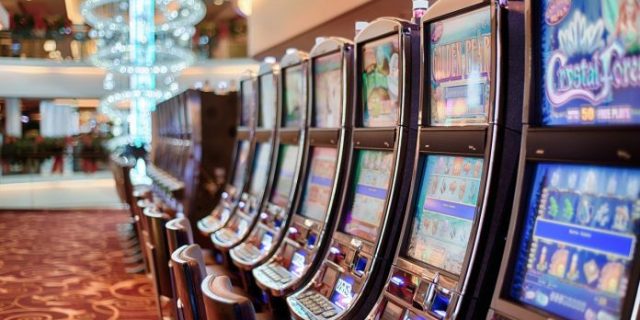 gambling-602976_1280-696×465