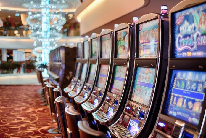 gambling-602976_1280-696×465