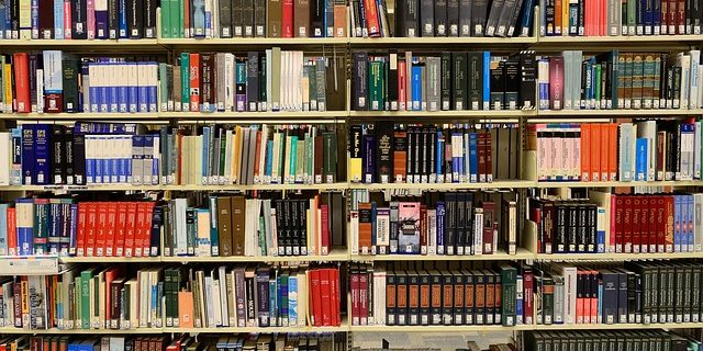 library-1147815_640