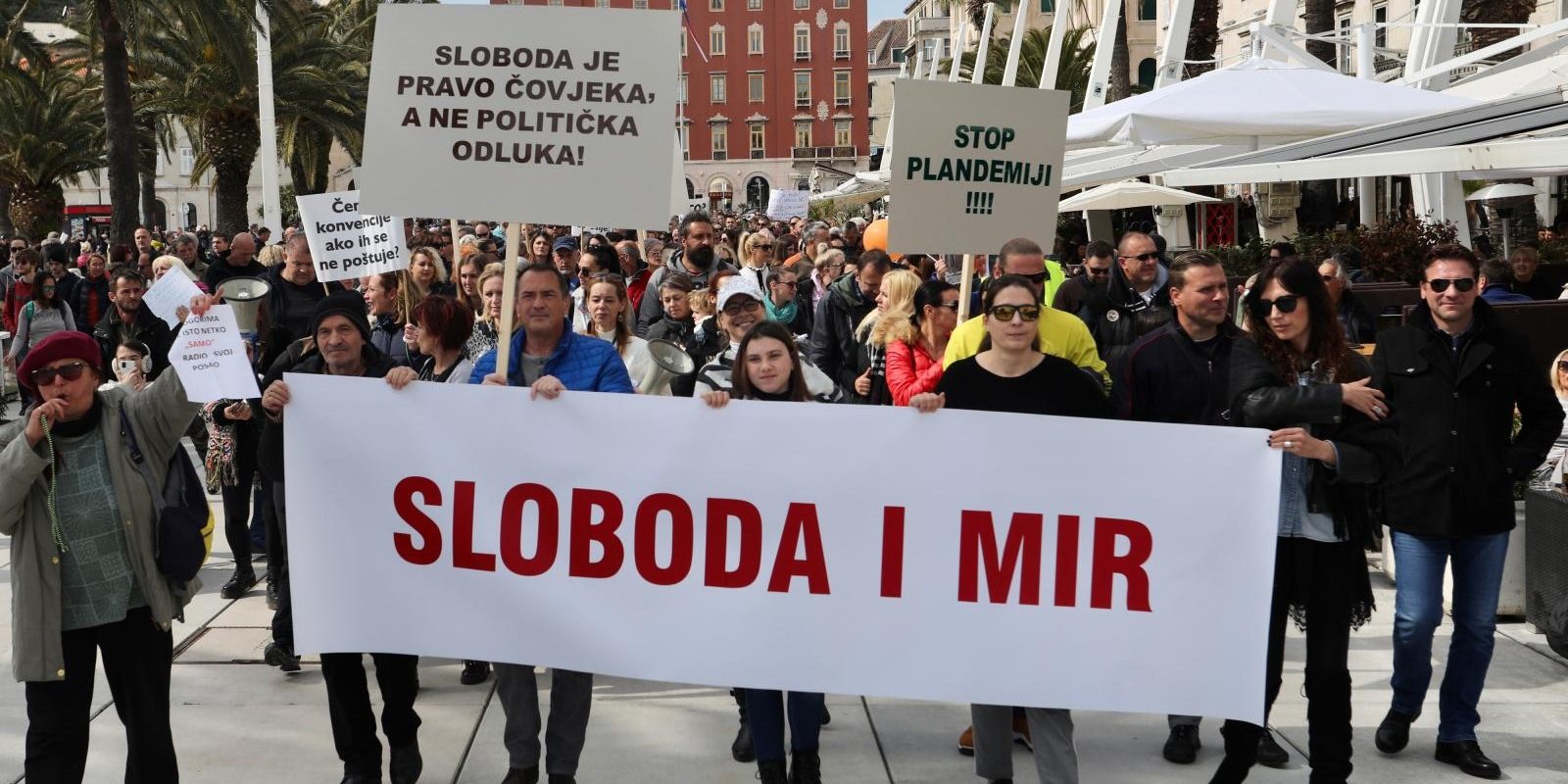 Split: Prosvjed Svjetska povorka slobode, mira i demokracije
