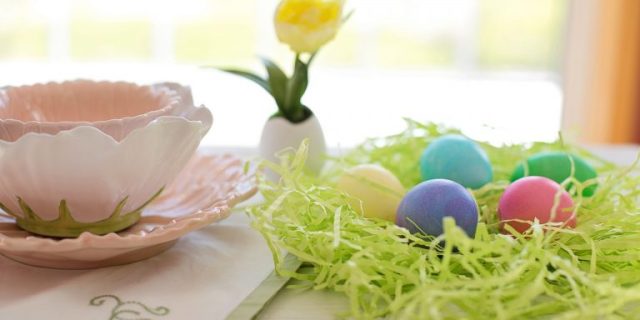 easter-eggs-2211949_1280-768×512