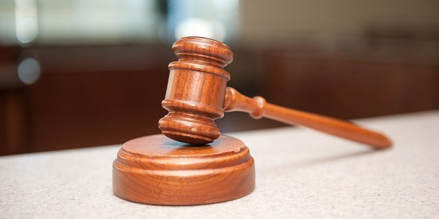 law-4617873_640
