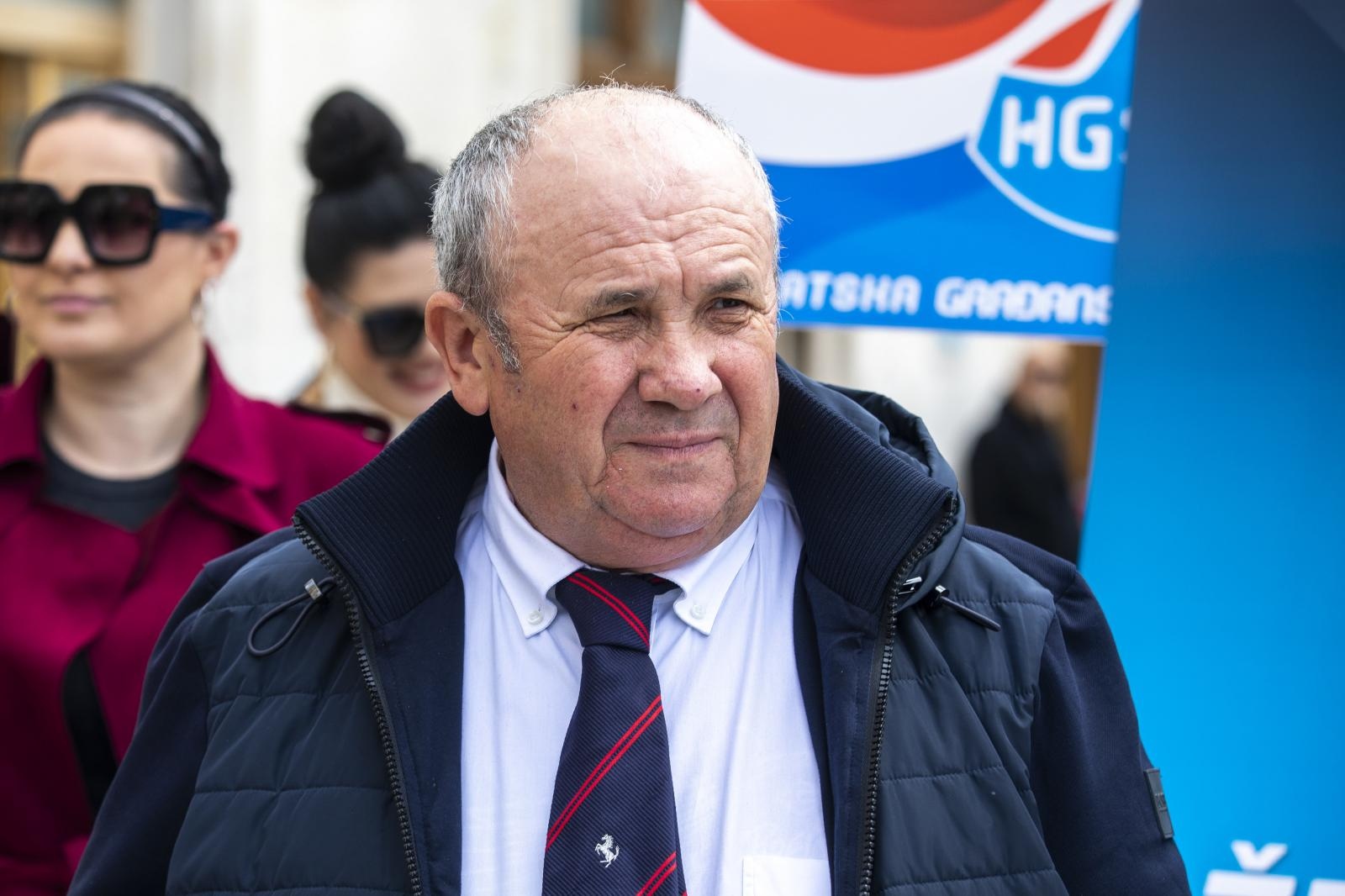 Split: Željko Kerum započeo s prikupljanjem potpisa