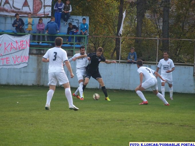 Knez Branimir protiv Hrvaca