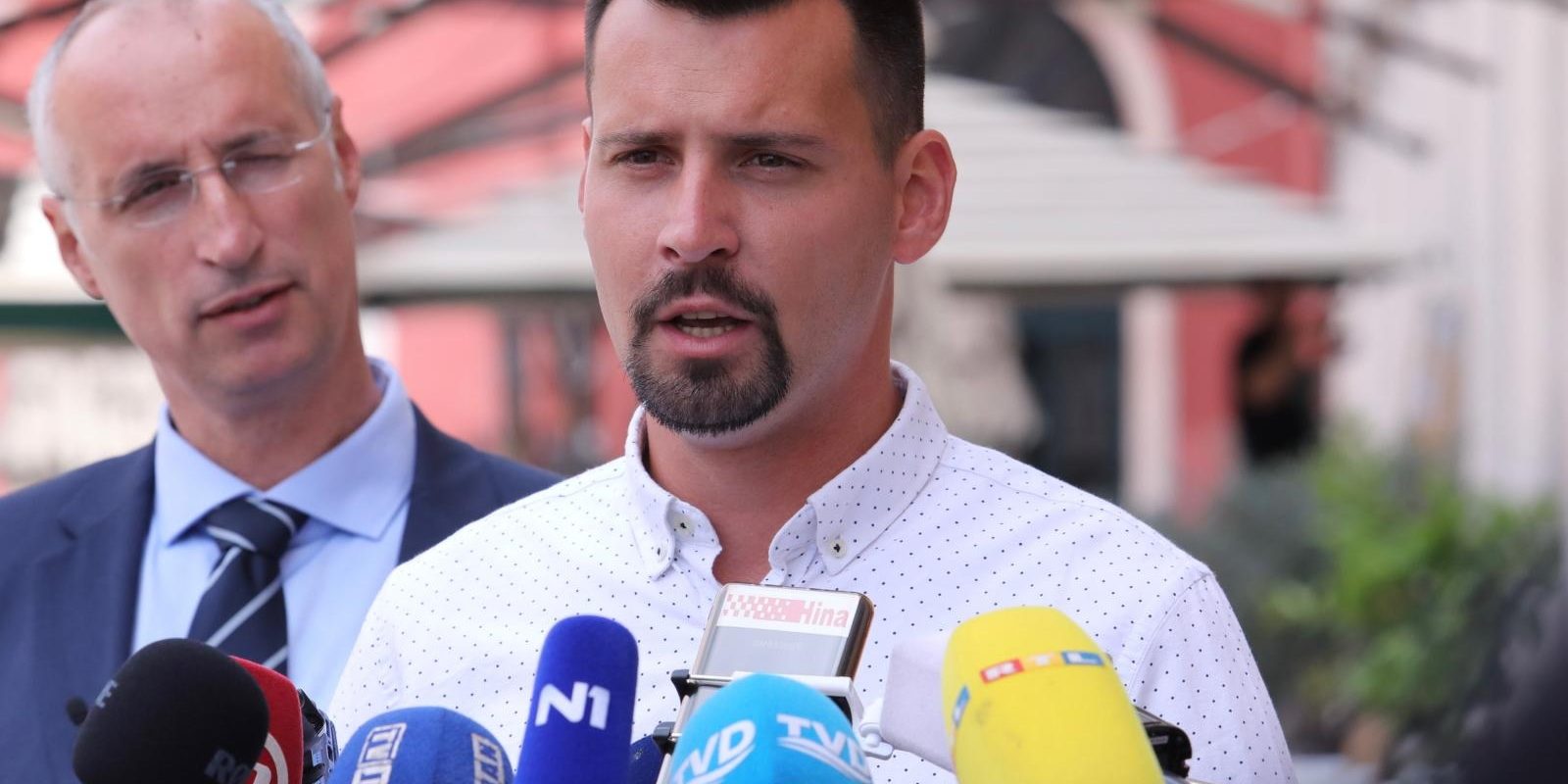 Split: Ivica Puljak, kandidat za gradonačelnika, i suradnici održali konferenciju za medije