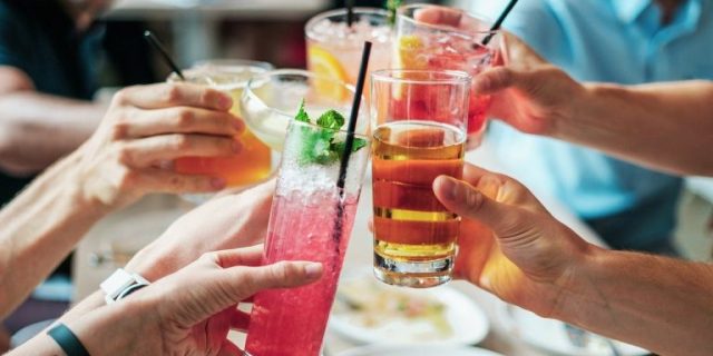 drinks-2578446_1280-768×512