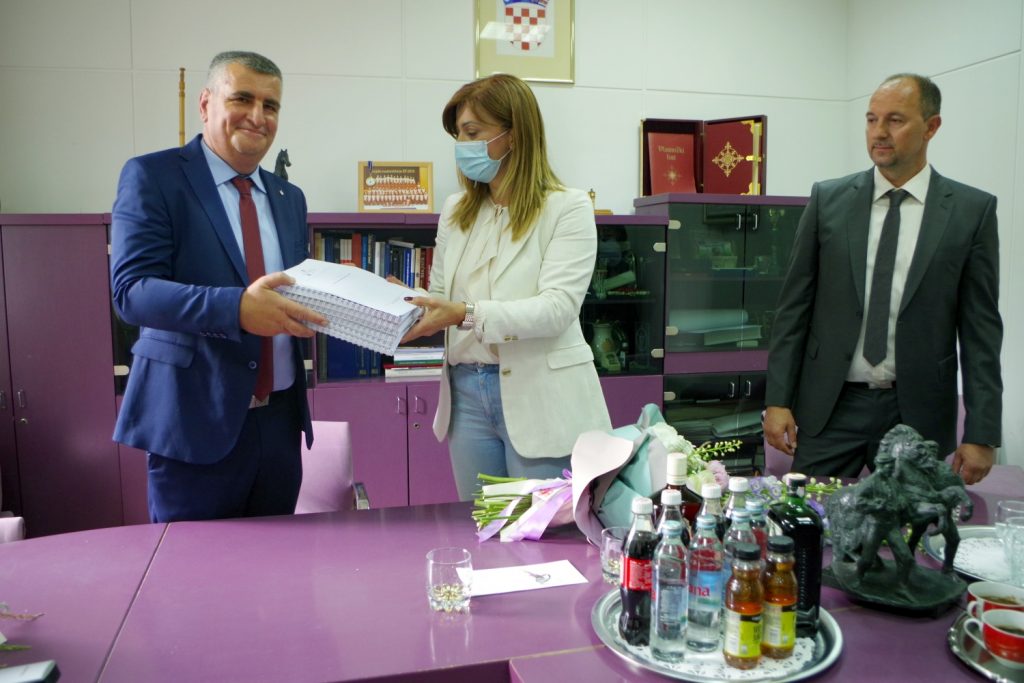 foto-1-762021-1024×683