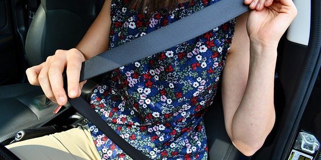 seat-belt-4227630_640