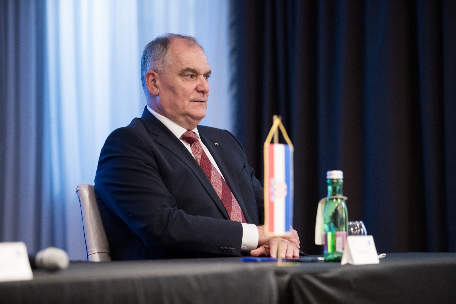 Split: Boban podijelio ugovore korisnicima sredstava za korištenje obnovljivih izvora energije