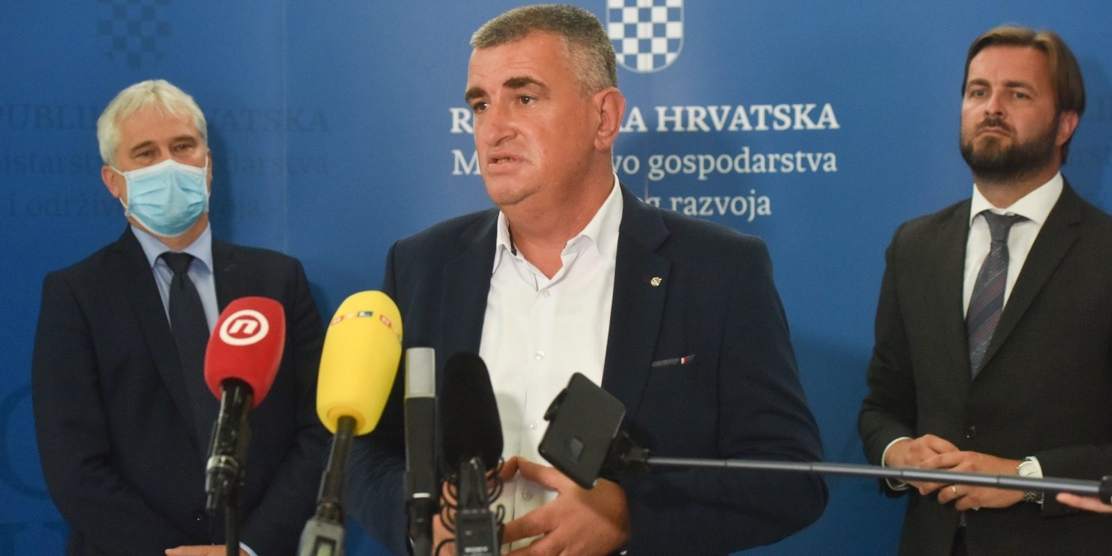 Zagreb: Sastanak ministra Tomislava Ćorića, gradonačelnika Sinja Mire Bulja i generalnog direktora Hrvatskih voda Zorana Đurokovića