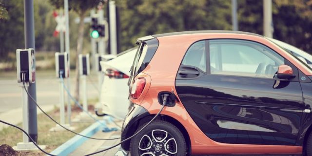 carsharing-4382651_1280-768×512