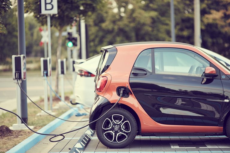 carsharing-4382651_1280-768×512