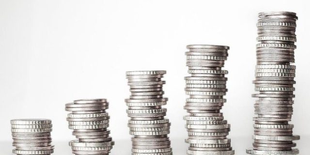 money-2180330_1920.jpg__648x432_q85_crop_subsampling-2_upscale