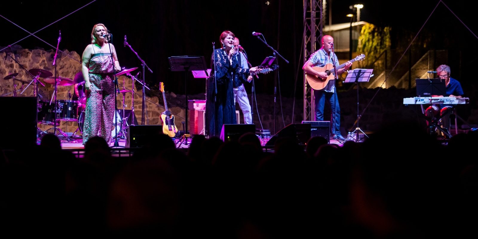 Zorica Kondža sa suprugom i sinovima održala koncert u Solinu