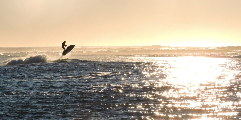 jet-ski-1204418_960_720