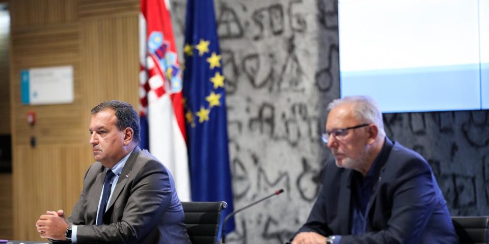 Zagreb: Nacionalni stožer za civilnu zaštitu održao konferenciju za medije