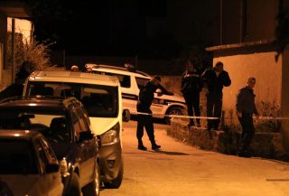 Četiri automobila oštećena u eksploziji u Solinu