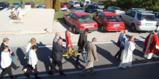 Procesija sv Luka Podbablje (Custom)