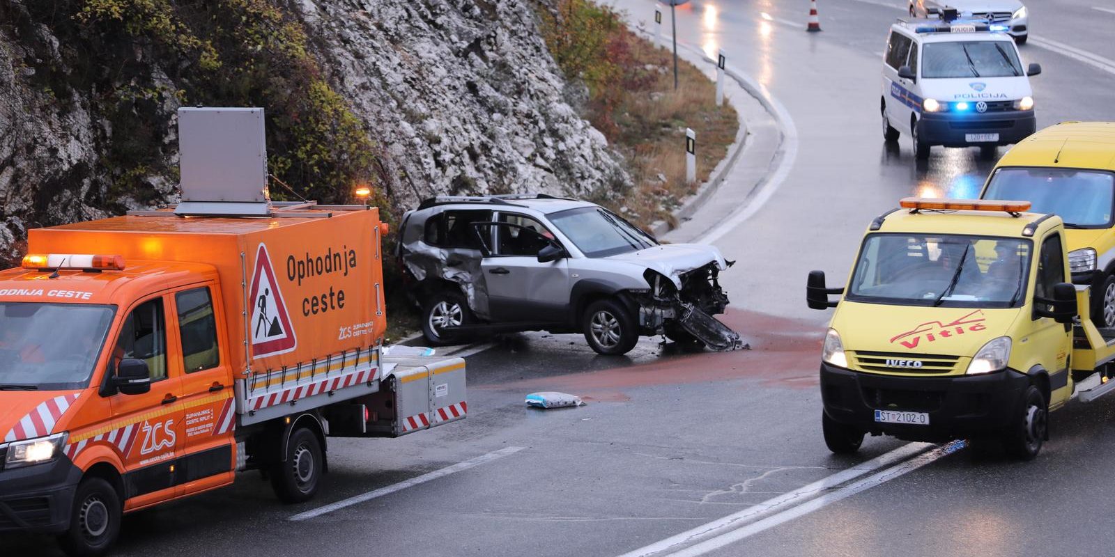 Prometna nesreća na D1 između Dicma i Dugopolja, promet je usporen
