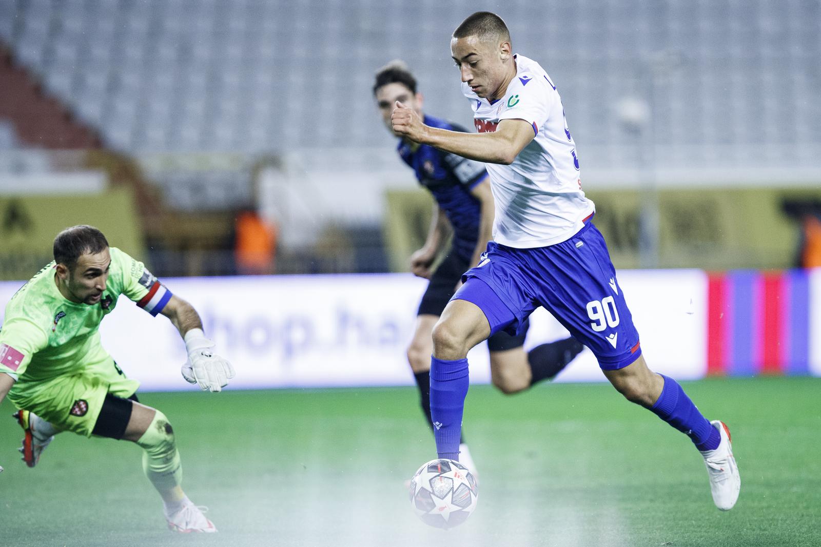 U 15. kolu HT Prve HNL sastali se Hajduk i Hrvatski dragovoljac