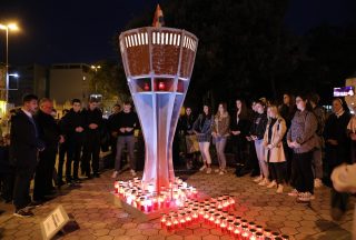 Split: Paljenjem svijeća odana počast žrtvama Vukovara