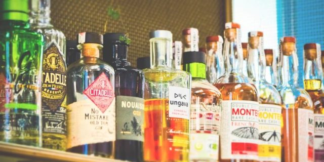 bottles-3623317_1280-768×512