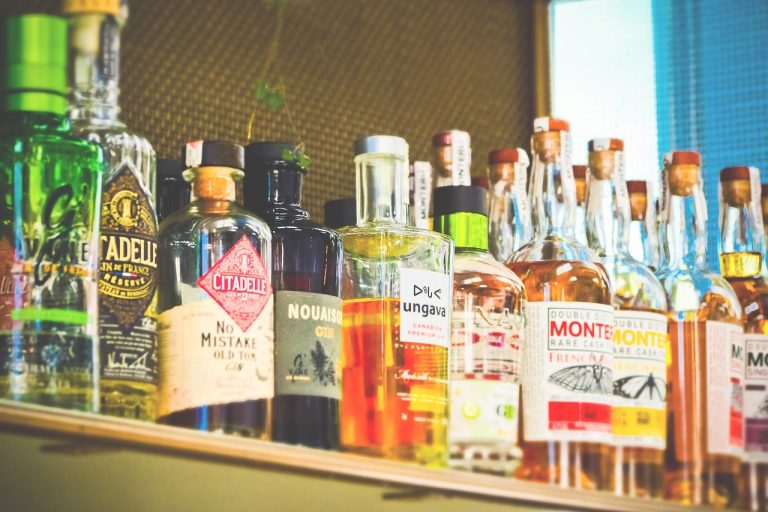 bottles-3623317_1280-768×512