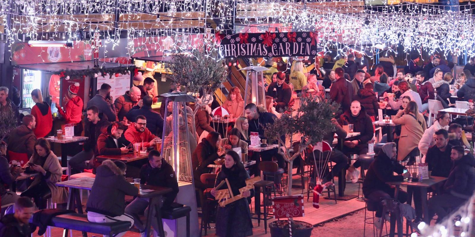 Split: Advent na bedemima Cornaro okupio mnoštvo građana