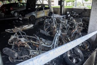 Split: Policijski očevid u garaži nakon požara motocikala i automobila